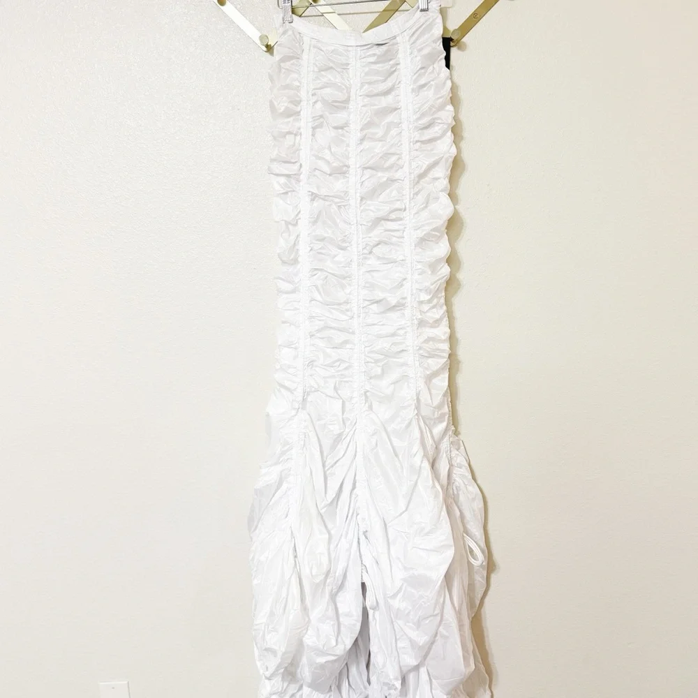 NWT Norma Kamali Parachute Gathered White Fishtail Maxi Train Skirt size large